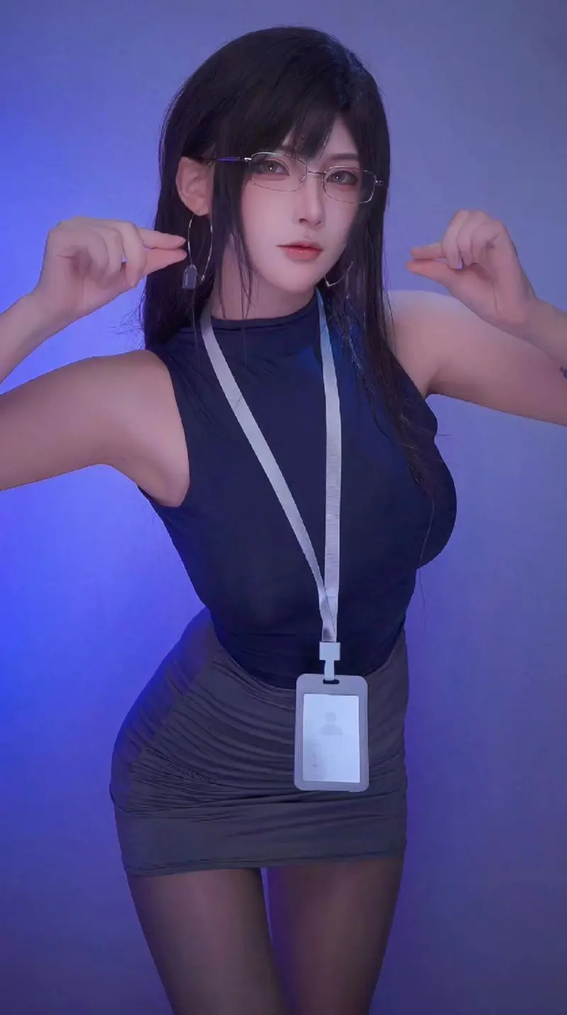 kaiyun官网-拉克丝cos：请问你就是那个乐于助人的拉克丝吗